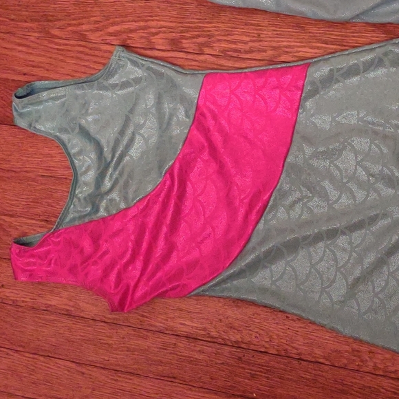 Girls Leotards - Picture 5 of 8